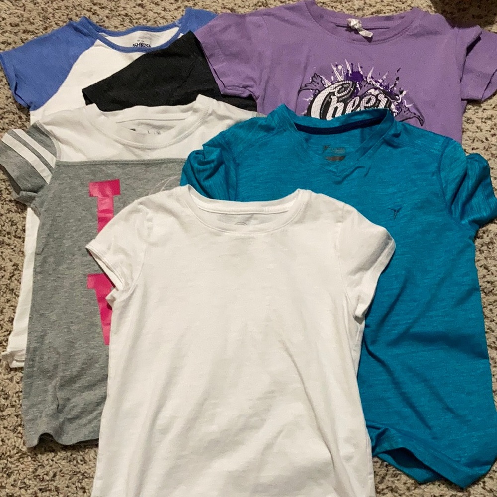 Girls lot of 6 preowned t-shirts size 7/8